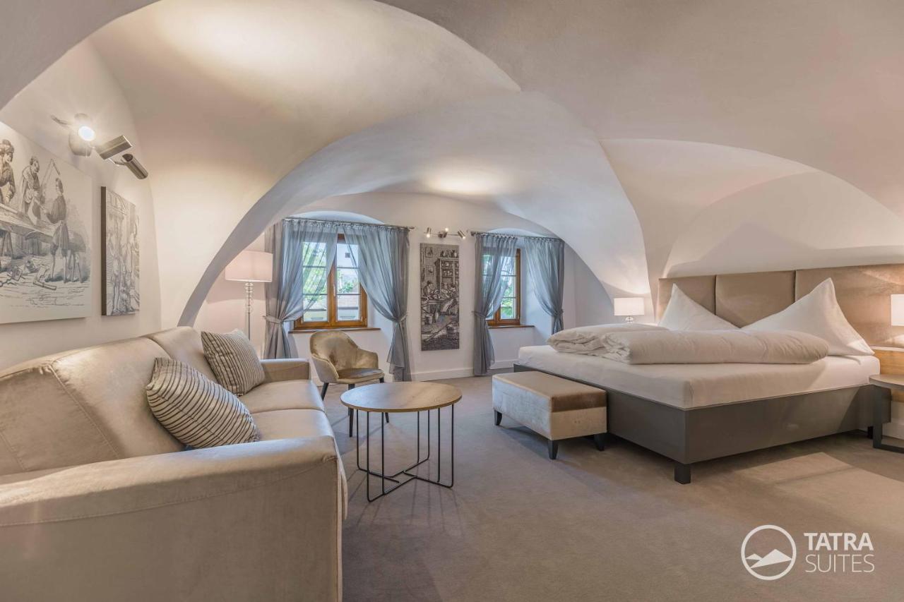 Tatra Suites Boutique Suites Deforte Secret Chamber Poprad Bagian luar foto